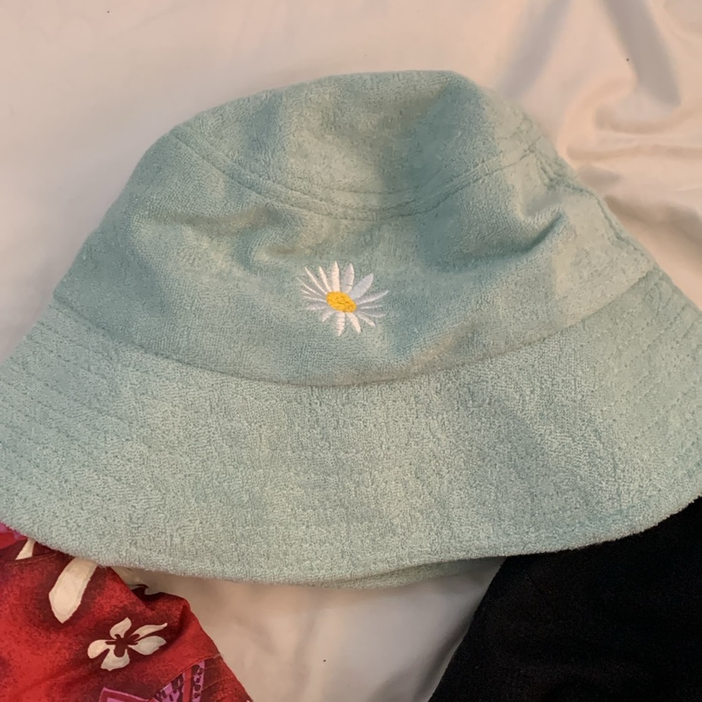 Bundle of 4 Bucket Hats - Picture 5 of 7